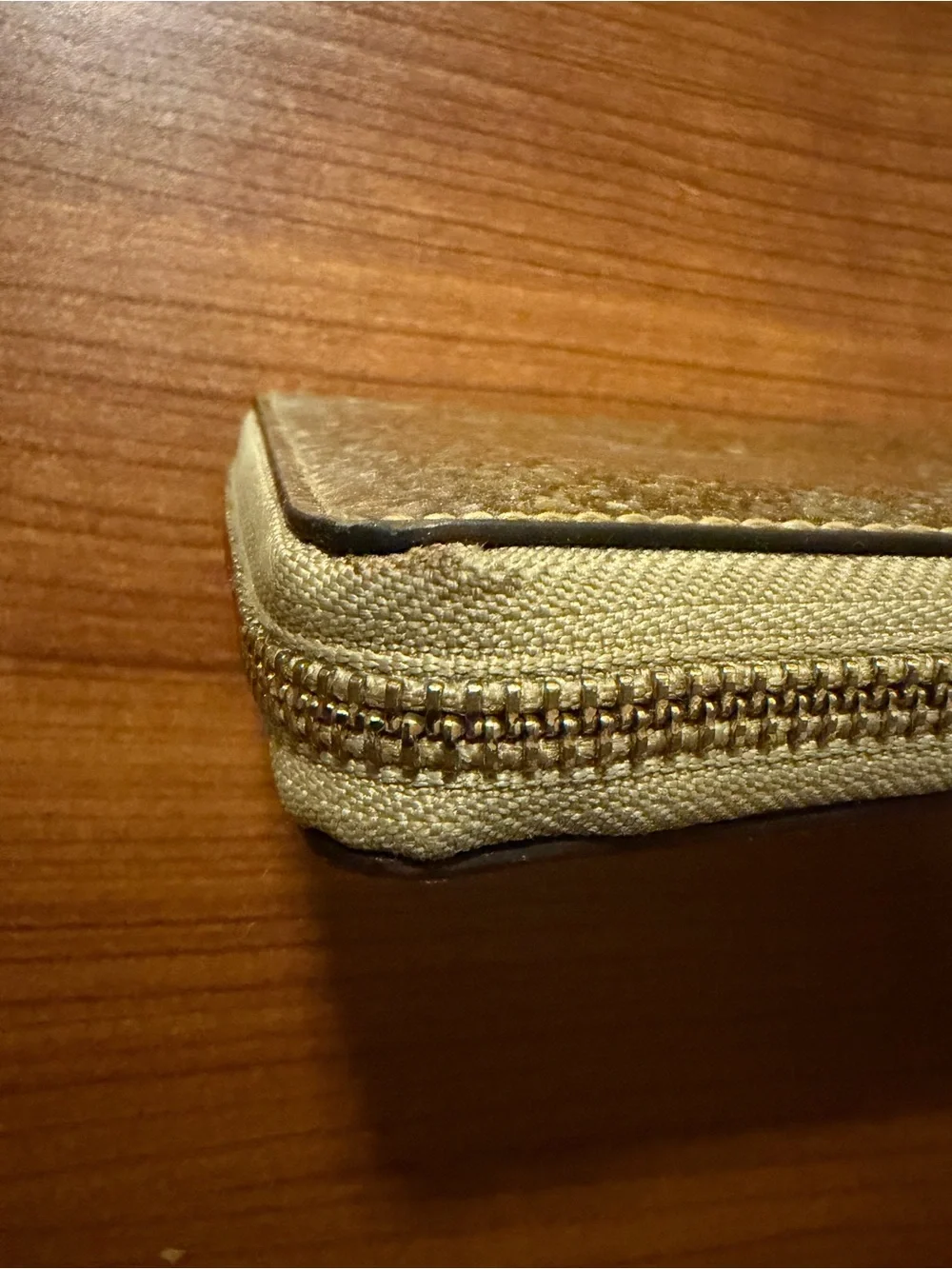 Kate Spade New York Gold Glitter Zip Around Wallet